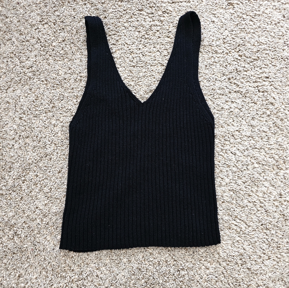 Ribbed Knit V-Neck Top